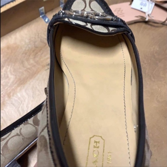 authentic coach flats - Picture 3 of 3